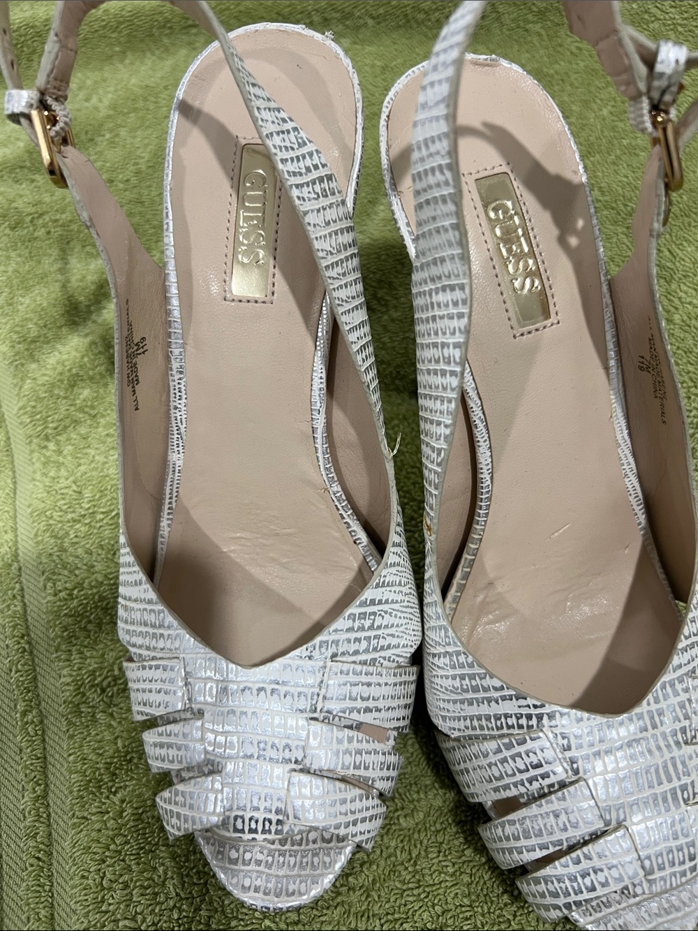 GUESS White Textured Peep-Toe Slingback Heels